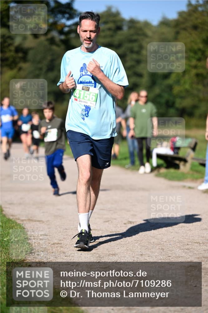 22.09.2024 - 32. Volkslauf durch das schöne Alstertal Dr. Thomas Lammeyer http://msf.ph/oto/7109286 22.09.2024 10:40:54 Laufen 4156 meine-sportfotos.de