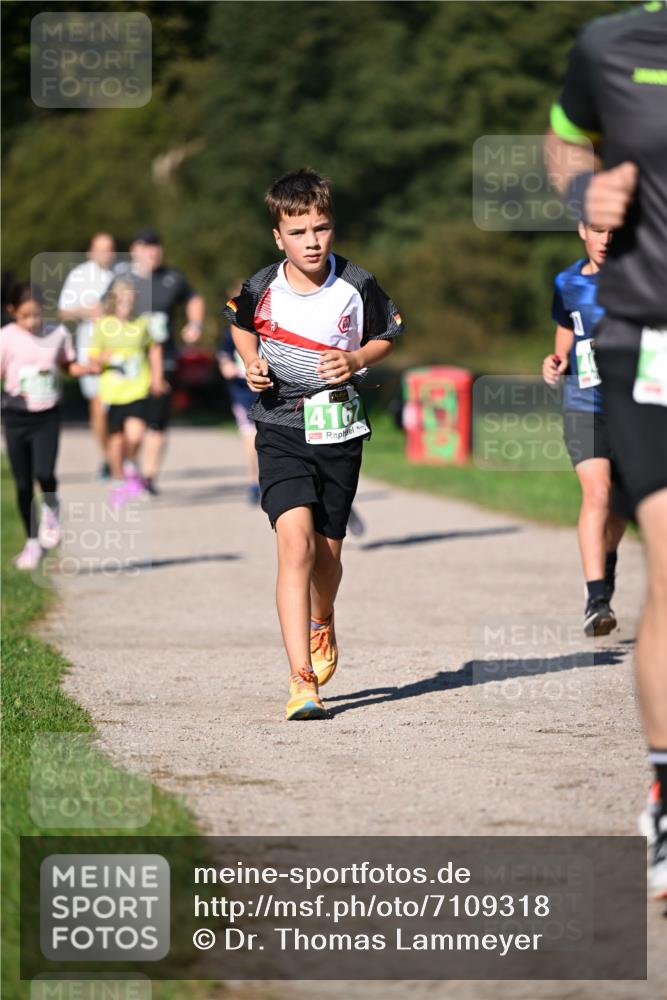 22.09.2024 - 32. Volkslauf durch das schöne Alstertal Dr. Thomas Lammeyer http://msf.ph/oto/7109318 22.09.2024 10:41:05 Laufen 416 meine-sportfotos.de