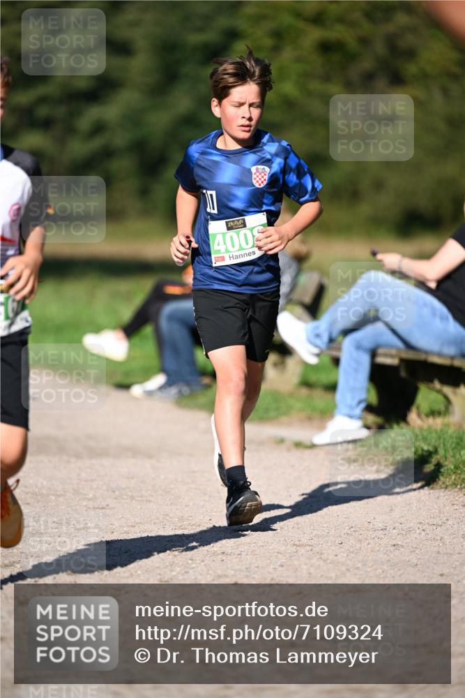 22.09.2024 - 32. Volkslauf durch das schöne Alstertal Dr. Thomas Lammeyer http://msf.ph/oto/7109324 22.09.2024 10:41:06 Laufen 400 meine-sportfotos.de