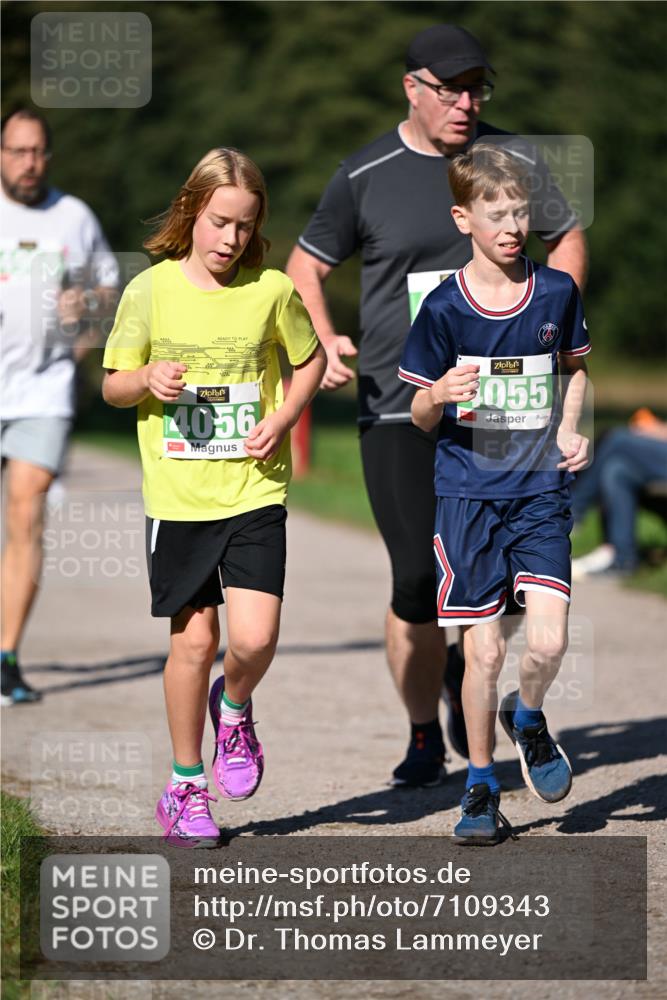 22.09.2024 - 32. Volkslauf durch das schöne Alstertal Dr. Thomas Lammeyer http://msf.ph/oto/7109343 22.09.2024 10:41:12 Laufen 1056, 3055 meine-sportfotos.de