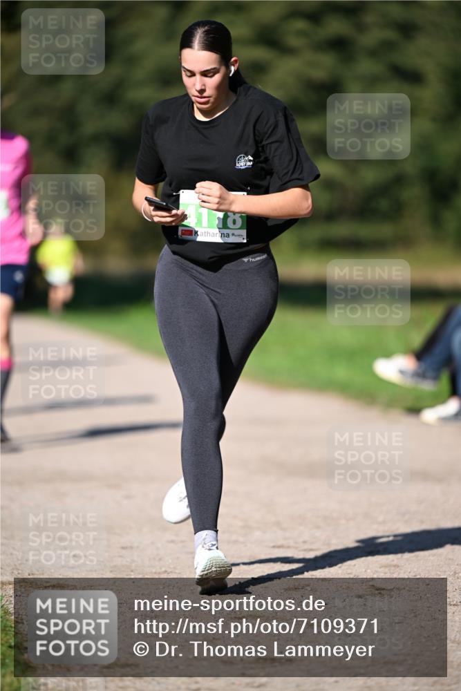 22.09.2024 - 32. Volkslauf durch das schöne Alstertal Dr. Thomas Lammeyer http://msf.ph/oto/7109371 22.09.2024 10:41:19 Laufen 170 meine-sportfotos.de