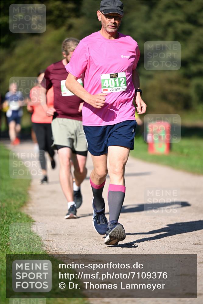 22.09.2024 - 32. Volkslauf durch das schöne Alstertal Dr. Thomas Lammeyer http://msf.ph/oto/7109376 22.09.2024 10:41:21 Laufen 4012 meine-sportfotos.de