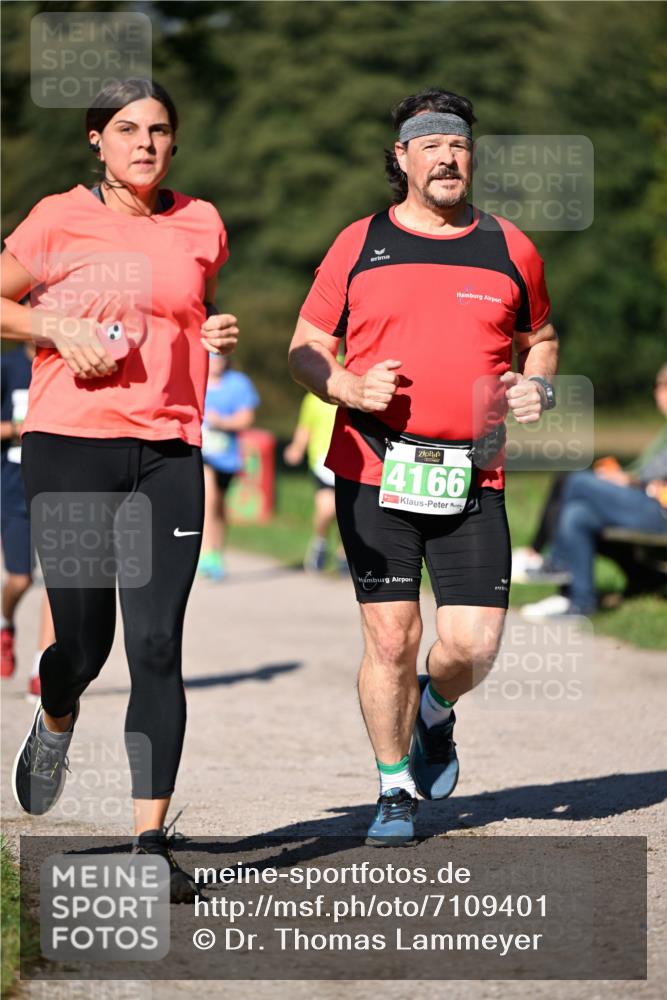 22.09.2024 - 32. Volkslauf durch das schöne Alstertal Dr. Thomas Lammeyer http://msf.ph/oto/7109401 22.09.2024 10:41:26 Laufen 4166 meine-sportfotos.de