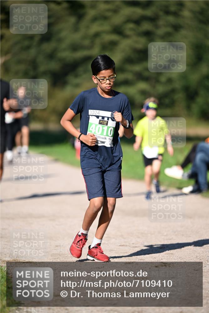 22.09.2024 - 32. Volkslauf durch das schöne Alstertal Dr. Thomas Lammeyer http://msf.ph/oto/7109410 22.09.2024 10:41:29 Laufen 2024, 4010 meine-sportfotos.de