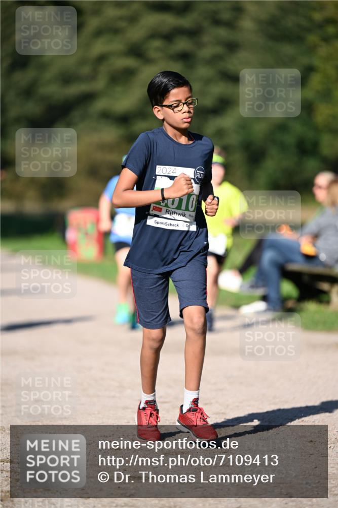 22.09.2024 - 32. Volkslauf durch das schöne Alstertal Dr. Thomas Lammeyer http://msf.ph/oto/7109413 22.09.2024 10:41:29 Laufen 2024, 010, 01 meine-sportfotos.de