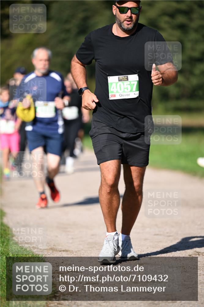 22.09.2024 - 32. Volkslauf durch das schöne Alstertal Dr. Thomas Lammeyer http://msf.ph/oto/7109432 22.09.2024 10:41:32 Laufen 4057 meine-sportfotos.de