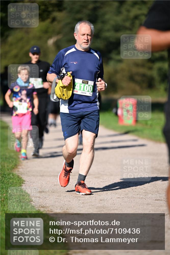 22.09.2024 - 32. Volkslauf durch das schöne Alstertal Dr. Thomas Lammeyer http://msf.ph/oto/7109436 22.09.2024 10:41:33 Laufen 4100 meine-sportfotos.de