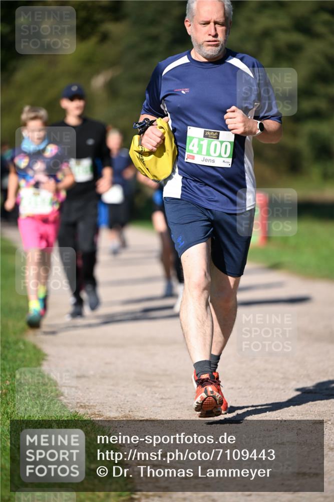22.09.2024 - 32. Volkslauf durch das schöne Alstertal Dr. Thomas Lammeyer http://msf.ph/oto/7109443 22.09.2024 10:41:34 Laufen 4100 meine-sportfotos.de