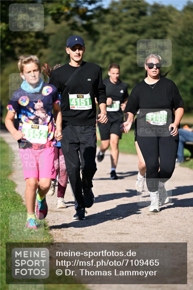 22.09.2024 - 32. Volkslauf durch das schöne Alstertal Dr. Thomas Lammeyer http://msf.ph/oto/7109465 22.09.2024 10:41:38 Laufen 152, 4151, 4148 meine-sportfotos.de
