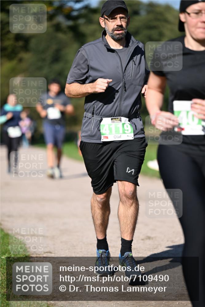 22.09.2024 - 32. Volkslauf durch das schöne Alstertal Dr. Thomas Lammeyer http://msf.ph/oto/7109490 22.09.2024 10:41:44 Laufen 4119, 61 meine-sportfotos.de