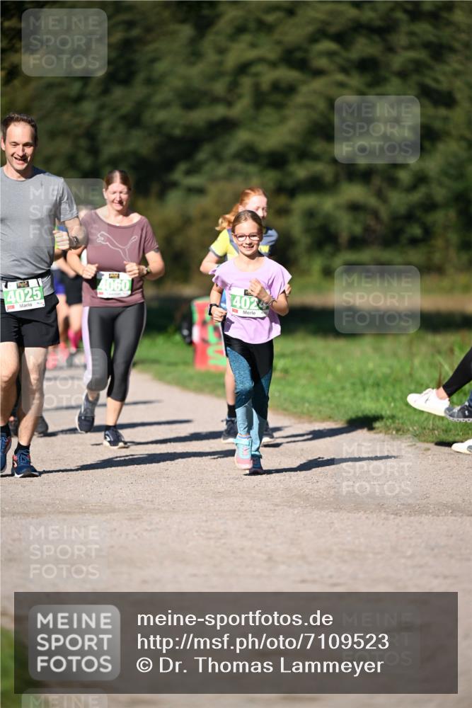 22.09.2024 - 32. Volkslauf durch das schöne Alstertal Dr. Thomas Lammeyer http://msf.ph/oto/7109523 22.09.2024 10:41:54 Laufen 4025, 4060, 4024 meine-sportfotos.de