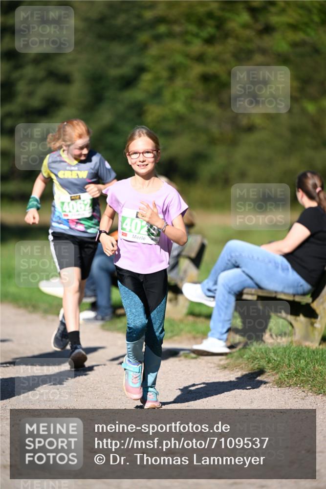 22.09.2024 - 32. Volkslauf durch das schöne Alstertal Dr. Thomas Lammeyer http://msf.ph/oto/7109537 22.09.2024 10:41:56 Laufen 4062, 4025 meine-sportfotos.de