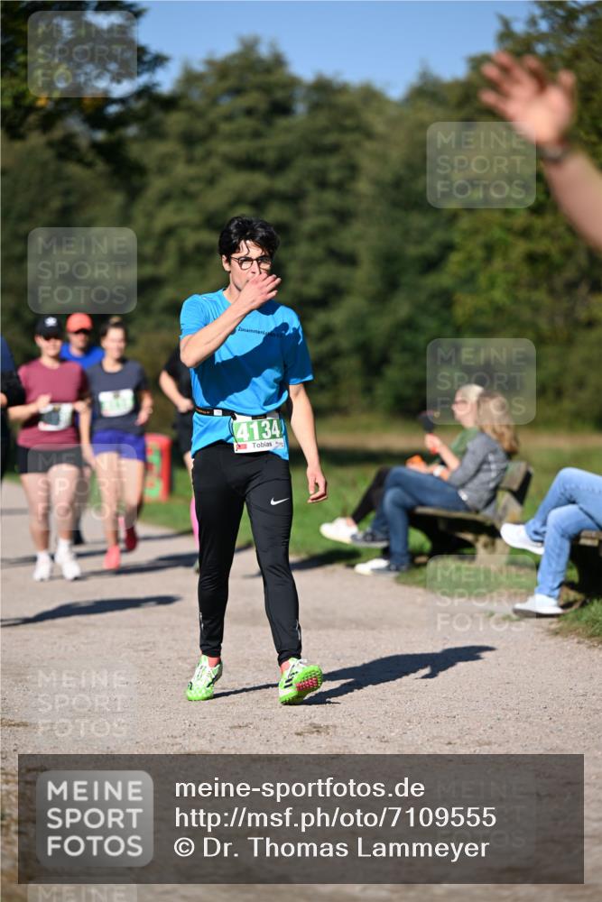22.09.2024 - 32. Volkslauf durch das schöne Alstertal Dr. Thomas Lammeyer http://msf.ph/oto/7109555 22.09.2024 10:42:01 Laufen 4134 meine-sportfotos.de