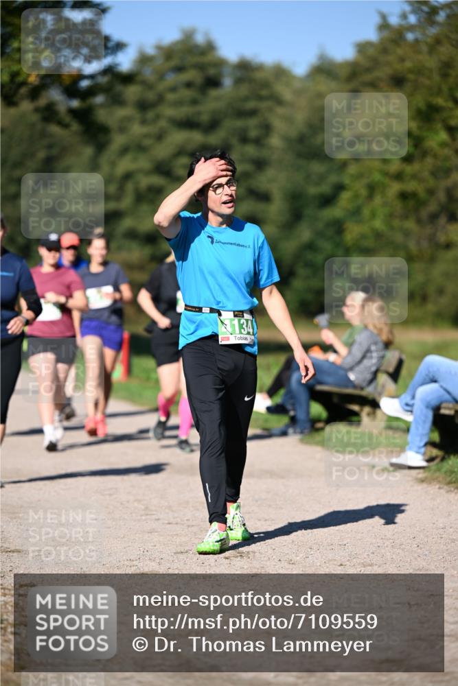 22.09.2024 - 32. Volkslauf durch das schöne Alstertal Dr. Thomas Lammeyer http://msf.ph/oto/7109559 22.09.2024 10:42:01 Laufen 134 meine-sportfotos.de