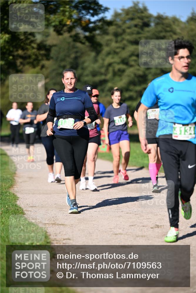 22.09.2024 - 32. Volkslauf durch das schöne Alstertal Dr. Thomas Lammeyer http://msf.ph/oto/7109563 22.09.2024 10:42:02 Laufen 4135, 4134 meine-sportfotos.de