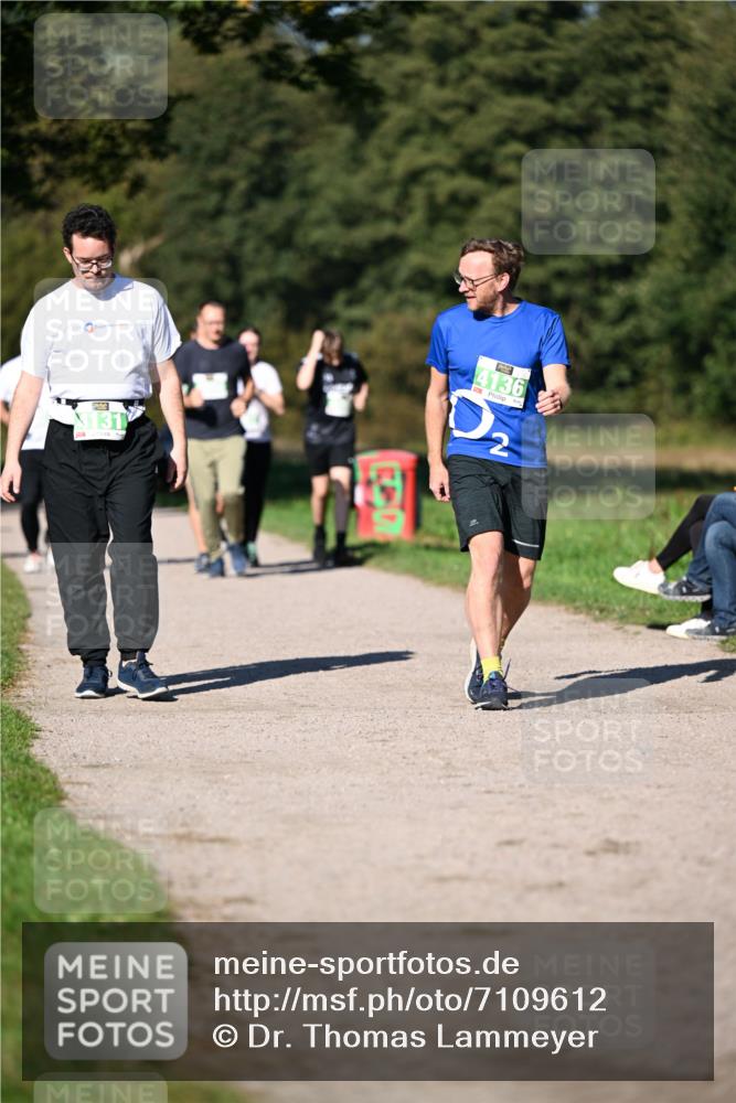 22.09.2024 - 32. Volkslauf durch das schöne Alstertal Dr. Thomas Lammeyer http://msf.ph/oto/7109612 22.09.2024 10:42:16 Laufen 131, 4136 meine-sportfotos.de
