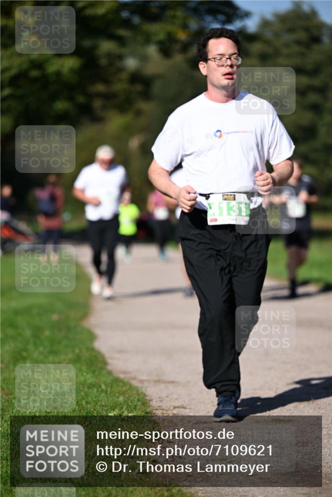 22.09.2024 - 32. Volkslauf durch das schöne Alstertal Dr. Thomas Lammeyer http://msf.ph/oto/7109621 22.09.2024 10:42:20 Laufen 4131 meine-sportfotos.de