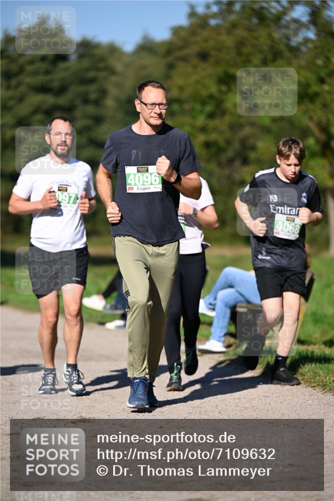 22.09.2024 - 32. Volkslauf durch das schöne Alstertal Dr. Thomas Lammeyer http://msf.ph/oto/7109632 22.09.2024 10:42:24 Laufen 197, 4096, 3, 4068 meine-sportfotos.de