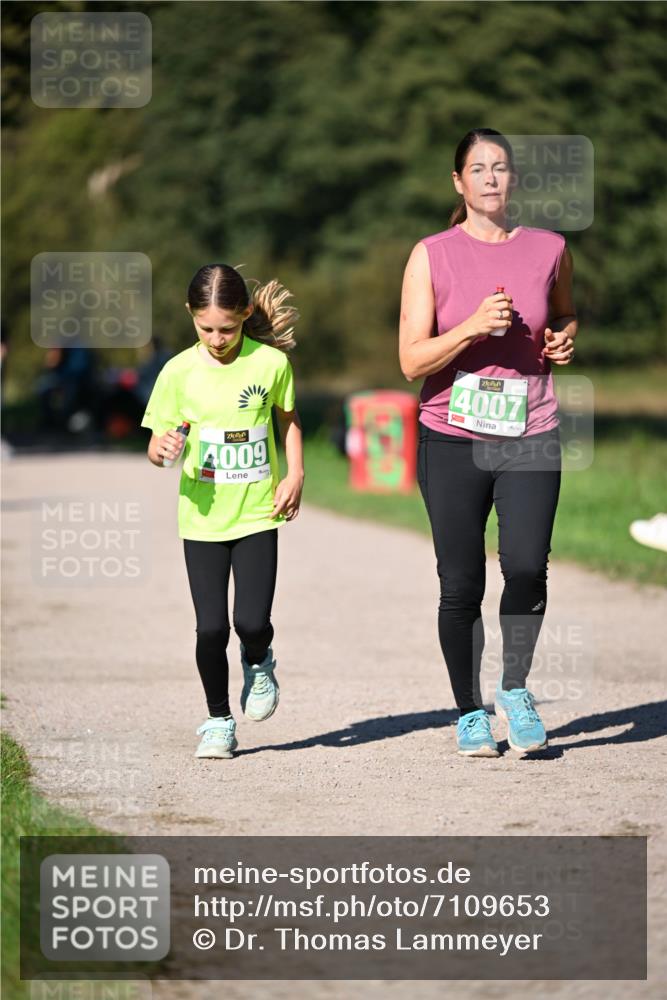 22.09.2024 - 32. Volkslauf durch das schöne Alstertal Dr. Thomas Lammeyer http://msf.ph/oto/7109653 22.09.2024 10:42:30 Laufen 4009, 4007 meine-sportfotos.de