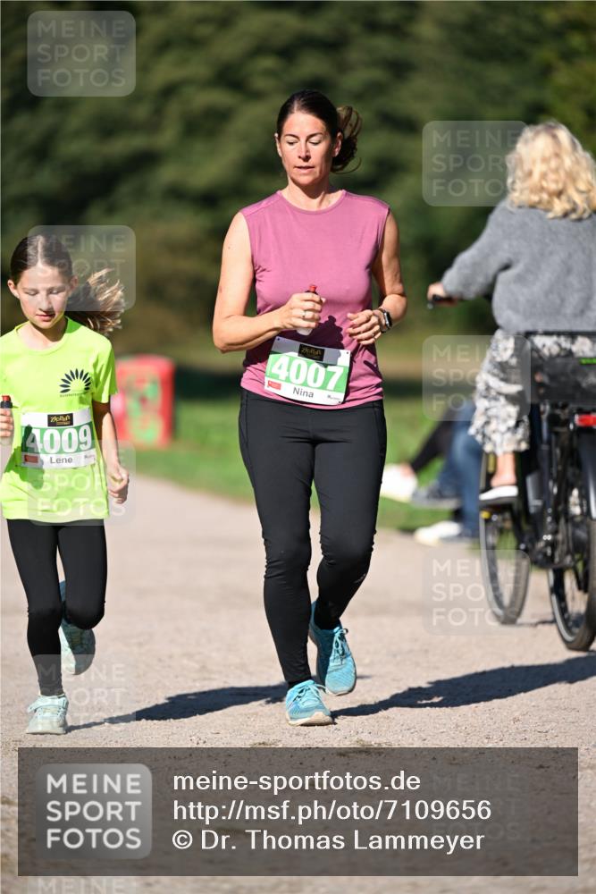 22.09.2024 - 32. Volkslauf durch das schöne Alstertal Dr. Thomas Lammeyer http://msf.ph/oto/7109656 22.09.2024 10:42:30 Laufen 4007, 4009 meine-sportfotos.de