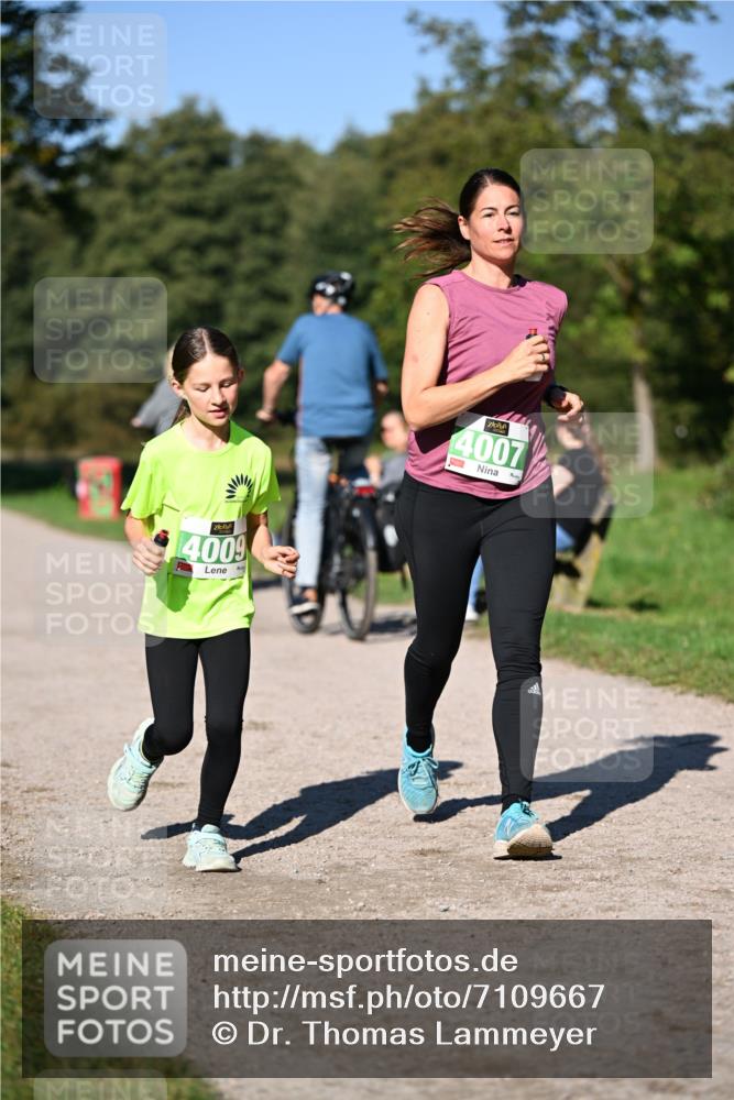 22.09.2024 - 32. Volkslauf durch das schöne Alstertal Dr. Thomas Lammeyer http://msf.ph/oto/7109667 22.09.2024 10:42:32 Laufen 4009, 4007 meine-sportfotos.de