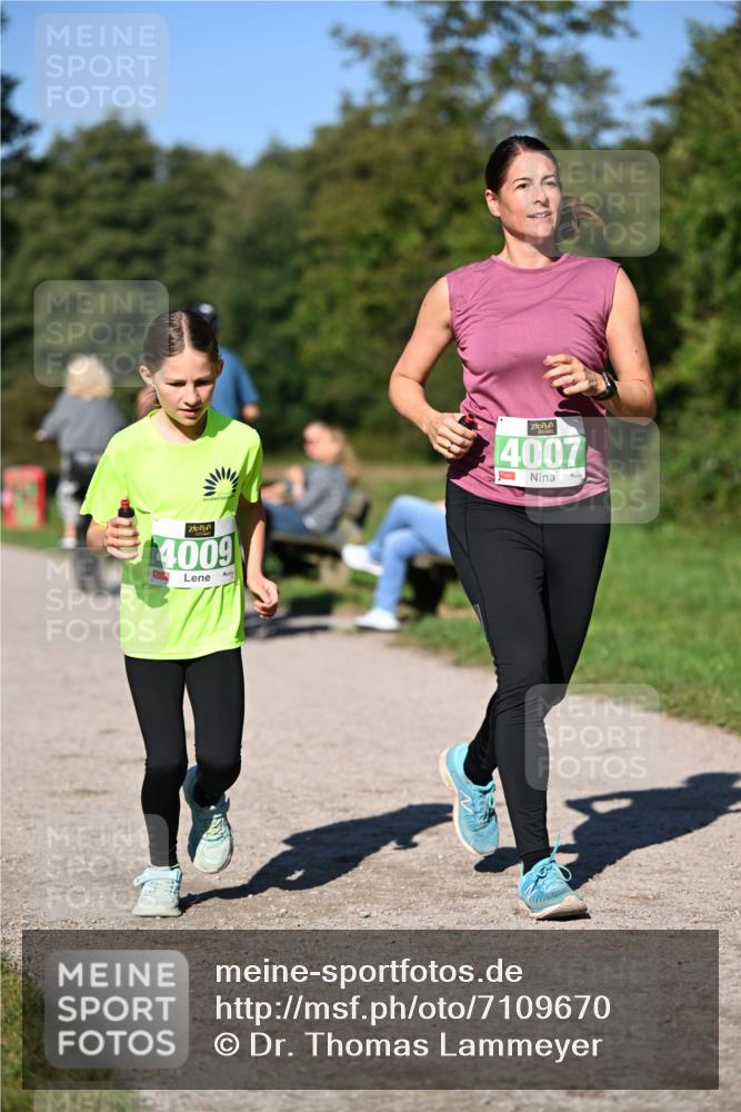 22.09.2024 - 32. Volkslauf durch das schöne Alstertal Dr. Thomas Lammeyer http://msf.ph/oto/7109670 22.09.2024 10:42:32 Laufen 4009, 4007 meine-sportfotos.de