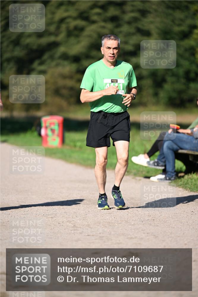 22.09.2024 - 32. Volkslauf durch das schöne Alstertal Dr. Thomas Lammeyer http://msf.ph/oto/7109687 22.09.2024 10:42:44 Laufen 1 meine-sportfotos.de