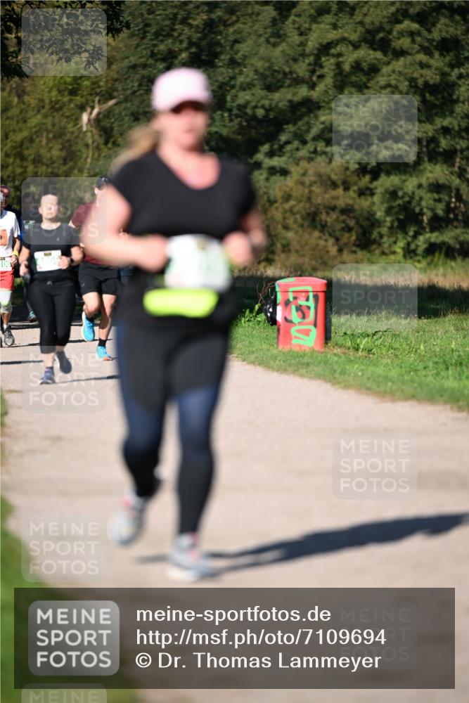 22.09.2024 - 32. Volkslauf durch das schöne Alstertal Dr. Thomas Lammeyer http://msf.ph/oto/7109694 22.09.2024 10:42:45 Laufen 106 meine-sportfotos.de