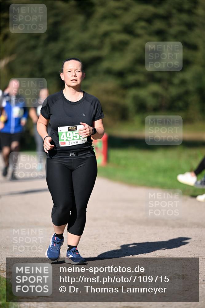 22.09.2024 - 32. Volkslauf durch das schöne Alstertal Dr. Thomas Lammeyer http://msf.ph/oto/7109715 22.09.2024 10:42:53 Laufen 495 meine-sportfotos.de