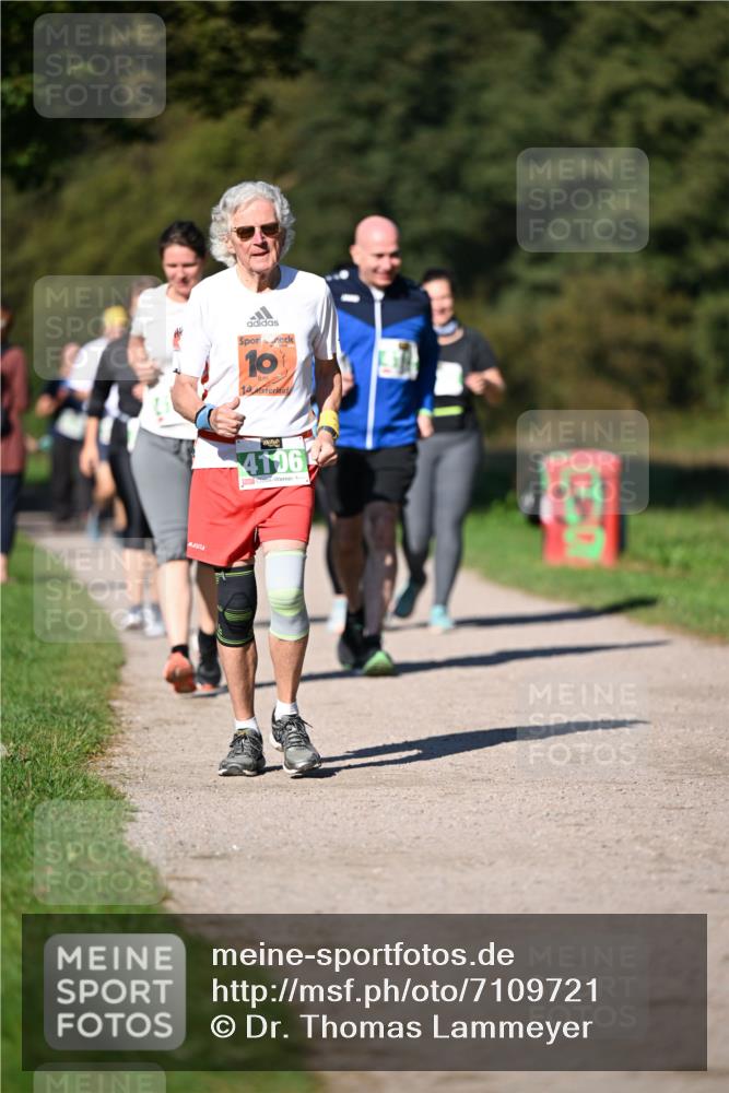 22.09.2024 - 32. Volkslauf durch das schöne Alstertal Dr. Thomas Lammeyer http://msf.ph/oto/7109721 22.09.2024 10:42:56 Laufen 10, 14, 4196 meine-sportfotos.de