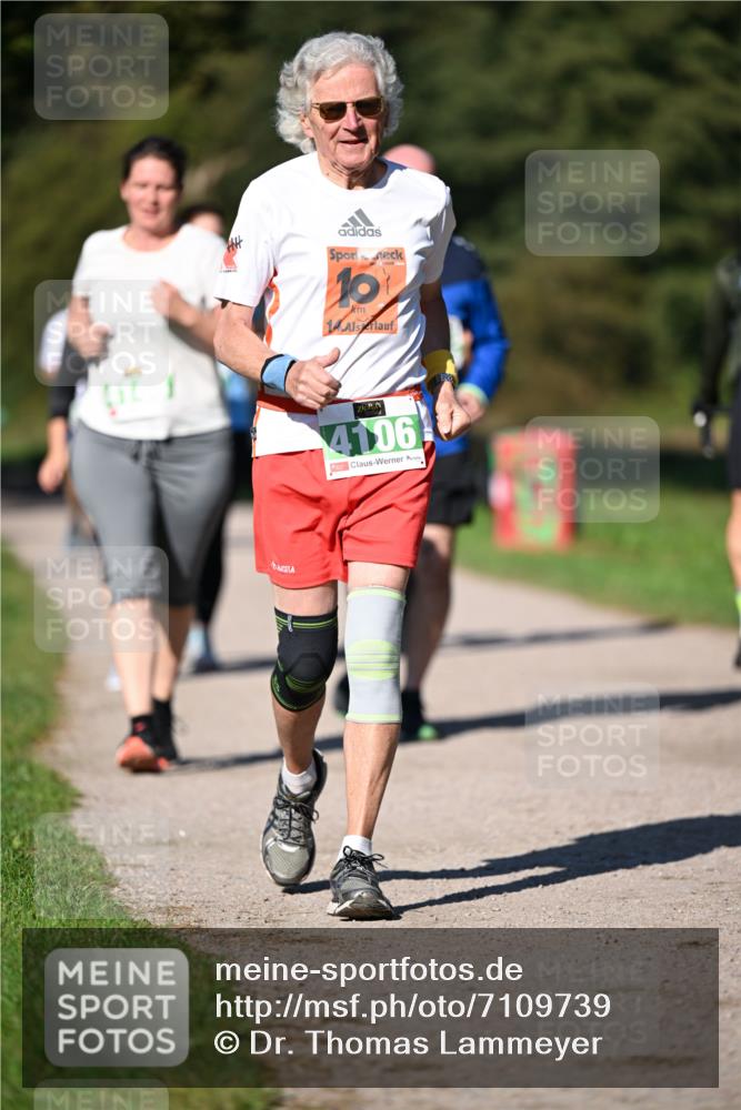 22.09.2024 - 32. Volkslauf durch das schöne Alstertal Dr. Thomas Lammeyer http://msf.ph/oto/7109739 22.09.2024 10:42:59 Laufen 10, 4106 meine-sportfotos.de