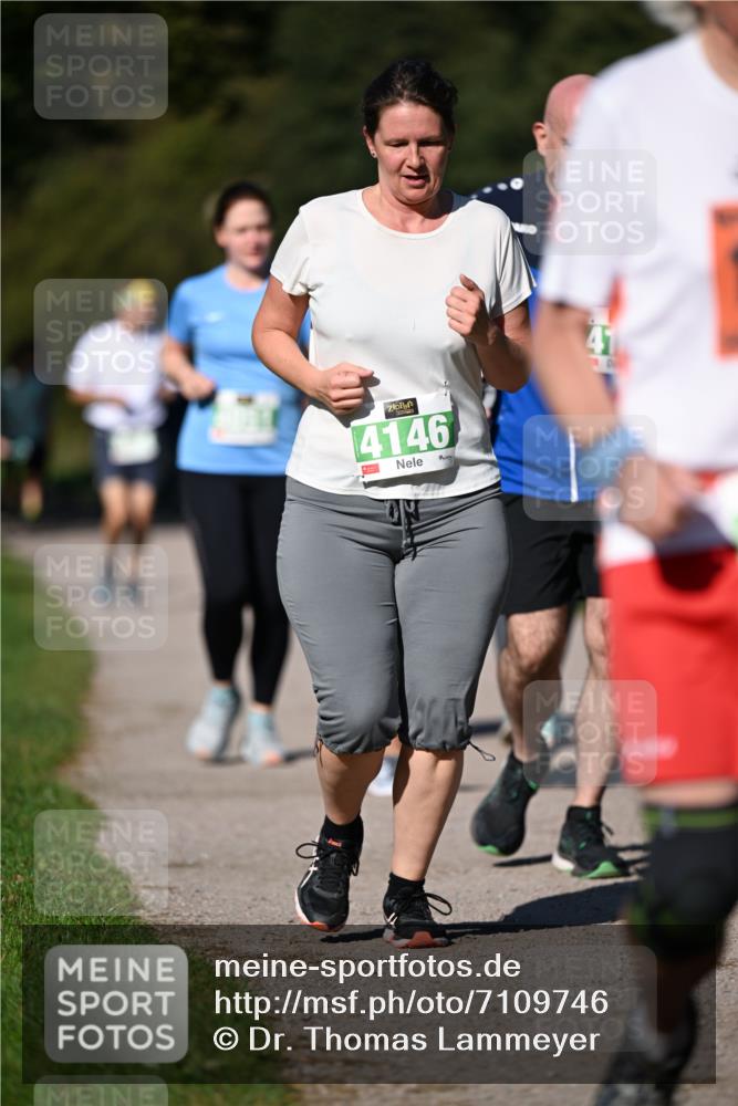 22.09.2024 - 32. Volkslauf durch das schöne Alstertal Dr. Thomas Lammeyer http://msf.ph/oto/7109746 22.09.2024 10:43:01 Laufen 4146 meine-sportfotos.de