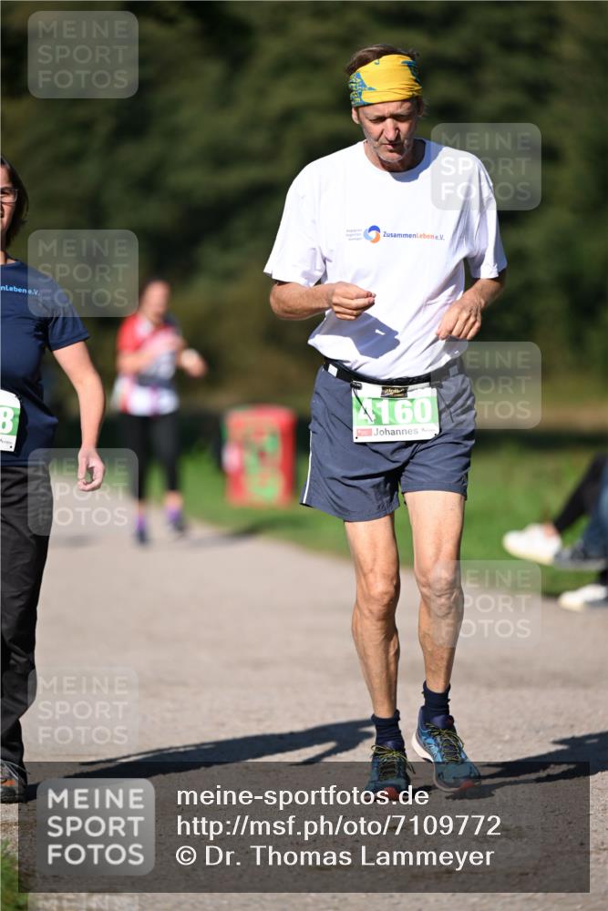 22.09.2024 - 32. Volkslauf durch das schöne Alstertal Dr. Thomas Lammeyer http://msf.ph/oto/7109772 22.09.2024 10:43:13 Laufen 160 meine-sportfotos.de
