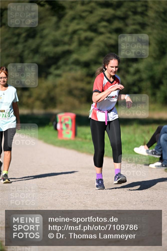 22.09.2024 - 32. Volkslauf durch das schöne Alstertal Dr. Thomas Lammeyer http://msf.ph/oto/7109786 22.09.2024 10:43:19 Laufen 2024, 076 meine-sportfotos.de