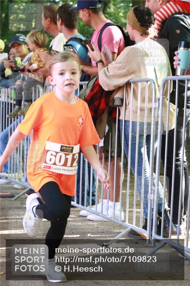 22.09.2024 - 32. Volkslauf durch das schöne Alstertal H.Heesch http://msf.ph/oto/7109823 22.09.2024 10:43:06 Ziel  meine-sportfotos.de