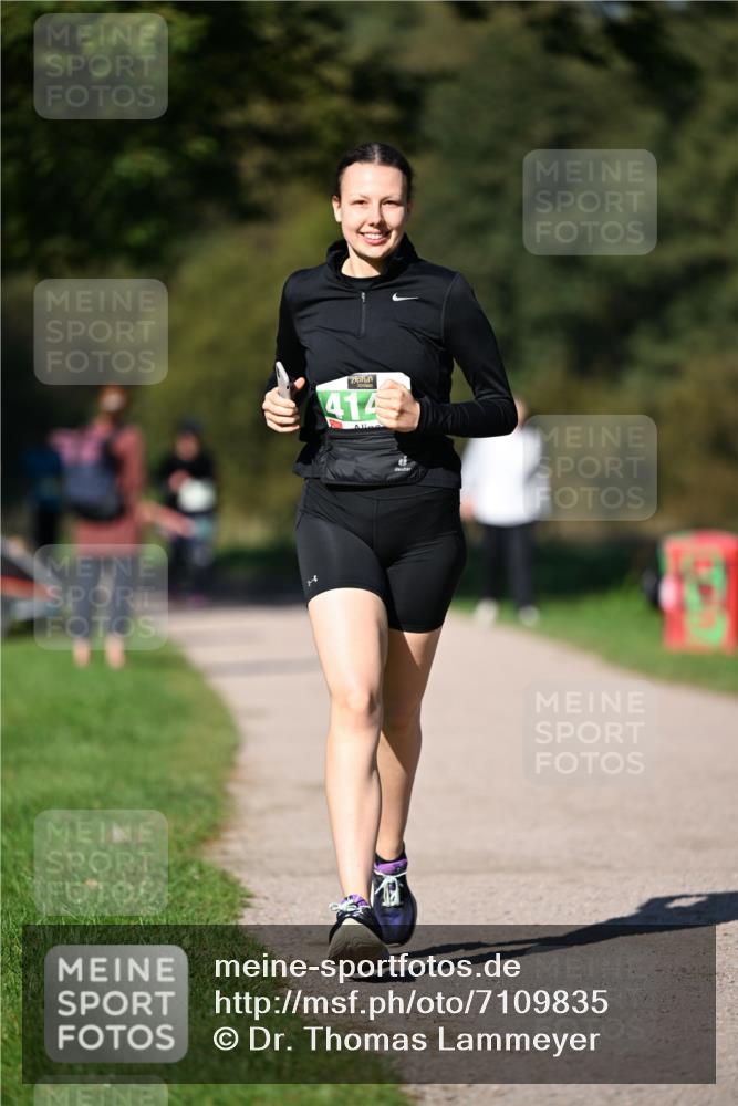 22.09.2024 - 32. Volkslauf durch das schöne Alstertal Dr. Thomas Lammeyer http://msf.ph/oto/7109835 22.09.2024 10:43:30 Laufen 414 meine-sportfotos.de