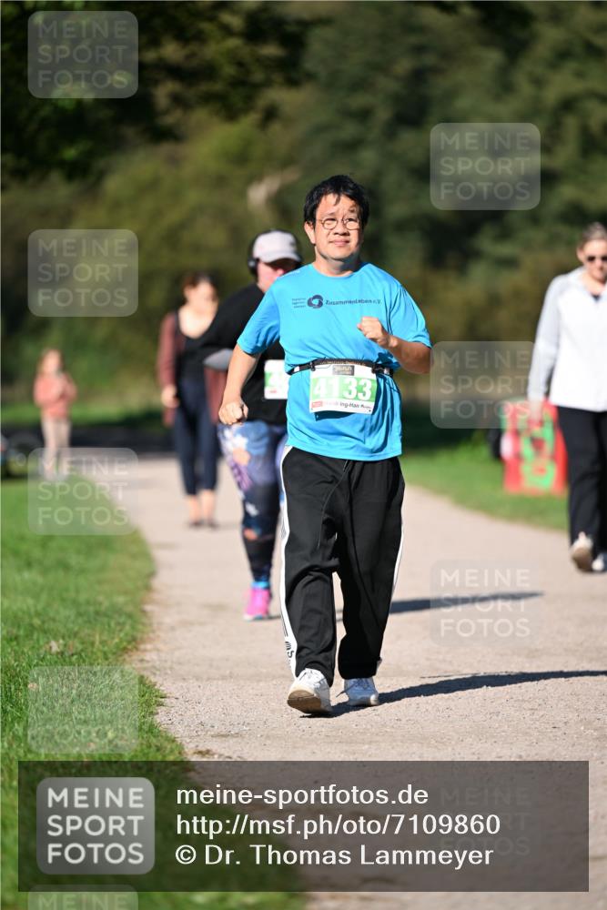 22.09.2024 - 32. Volkslauf durch das schöne Alstertal Dr. Thomas Lammeyer http://msf.ph/oto/7109860 22.09.2024 10:43:47 Laufen 4133 meine-sportfotos.de