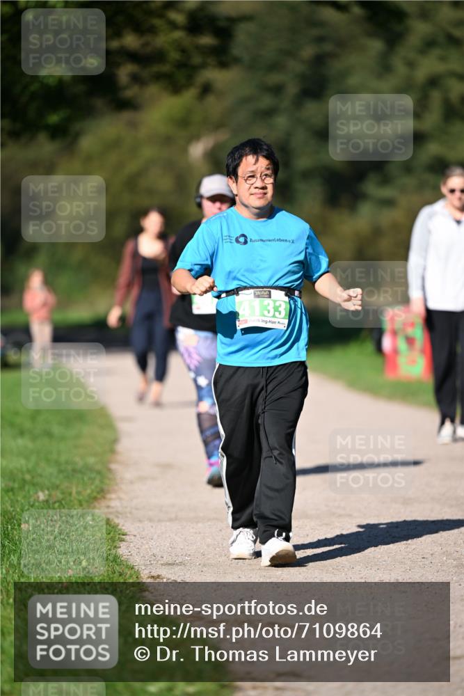 22.09.2024 - 32. Volkslauf durch das schöne Alstertal Dr. Thomas Lammeyer http://msf.ph/oto/7109864 22.09.2024 10:43:47 Laufen 4133 meine-sportfotos.de