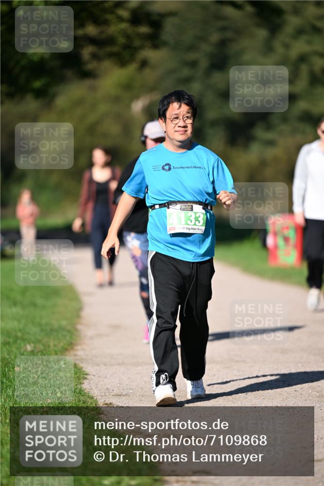 22.09.2024 - 32. Volkslauf durch das schöne Alstertal Dr. Thomas Lammeyer http://msf.ph/oto/7109868 22.09.2024 10:43:48 Laufen 4133 meine-sportfotos.de