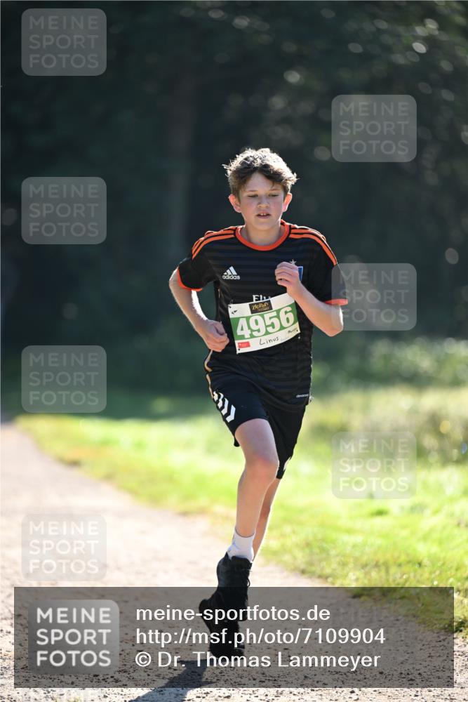 22.09.2024 - 32. Volkslauf durch das schöne Alstertal Dr. Thomas Lammeyer http://msf.ph/oto/7109904 22.09.2024 10:48:01 Laufen 4956 meine-sportfotos.de