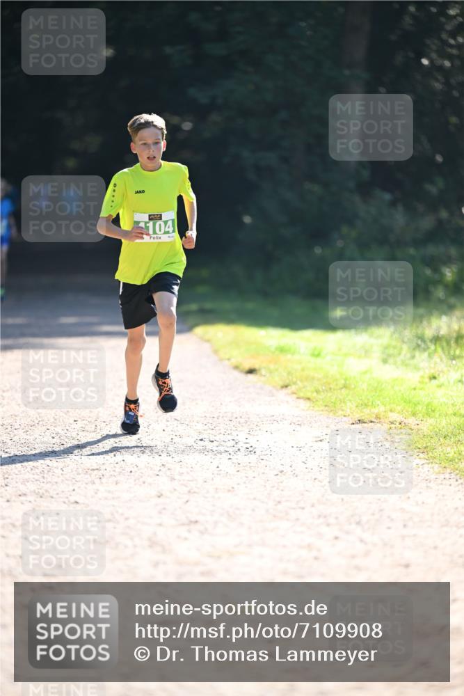 22.09.2024 - 32. Volkslauf durch das schöne Alstertal Dr. Thomas Lammeyer http://msf.ph/oto/7109908 22.09.2024 10:48:14 Laufen 104 meine-sportfotos.de