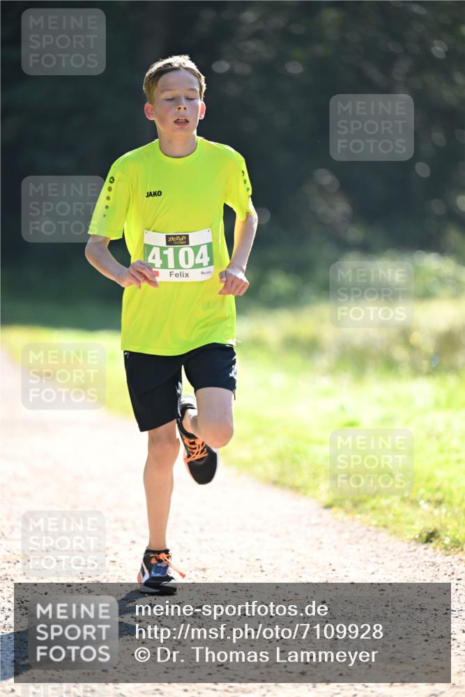 22.09.2024 - 32. Volkslauf durch das schöne Alstertal Dr. Thomas Lammeyer http://msf.ph/oto/7109928 22.09.2024 10:48:16 Laufen 4104 meine-sportfotos.de