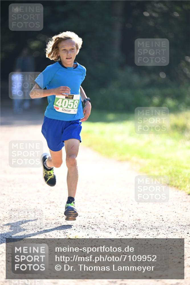 22.09.2024 - 32. Volkslauf durch das schöne Alstertal Dr. Thomas Lammeyer http://msf.ph/oto/7109952 22.09.2024 10:48:22 Laufen 4058 meine-sportfotos.de