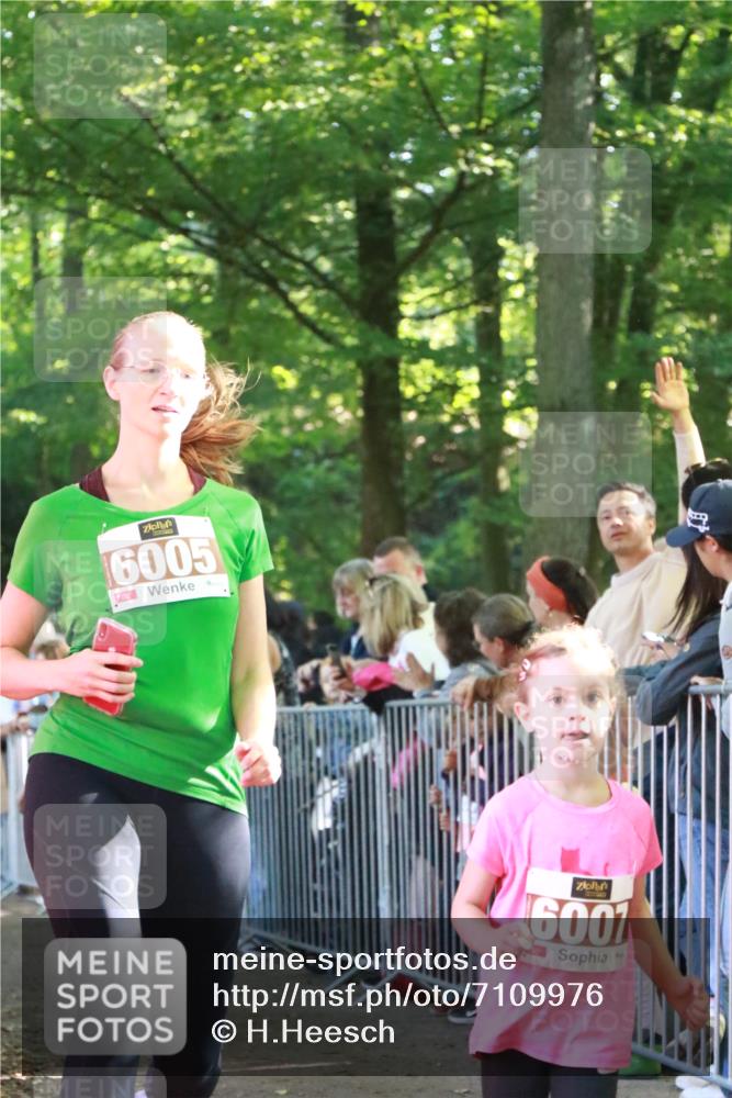 22.09.2024 - 32. Volkslauf durch das schöne Alstertal H.Heesch http://msf.ph/oto/7109976 22.09.2024 10:43:53 Ziel  meine-sportfotos.de