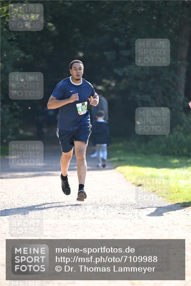 22.09.2024 - 32. Volkslauf durch das schöne Alstertal Dr. Thomas Lammeyer http://msf.ph/oto/7109988 22.09.2024 10:48:56 Laufen 4154 meine-sportfotos.de