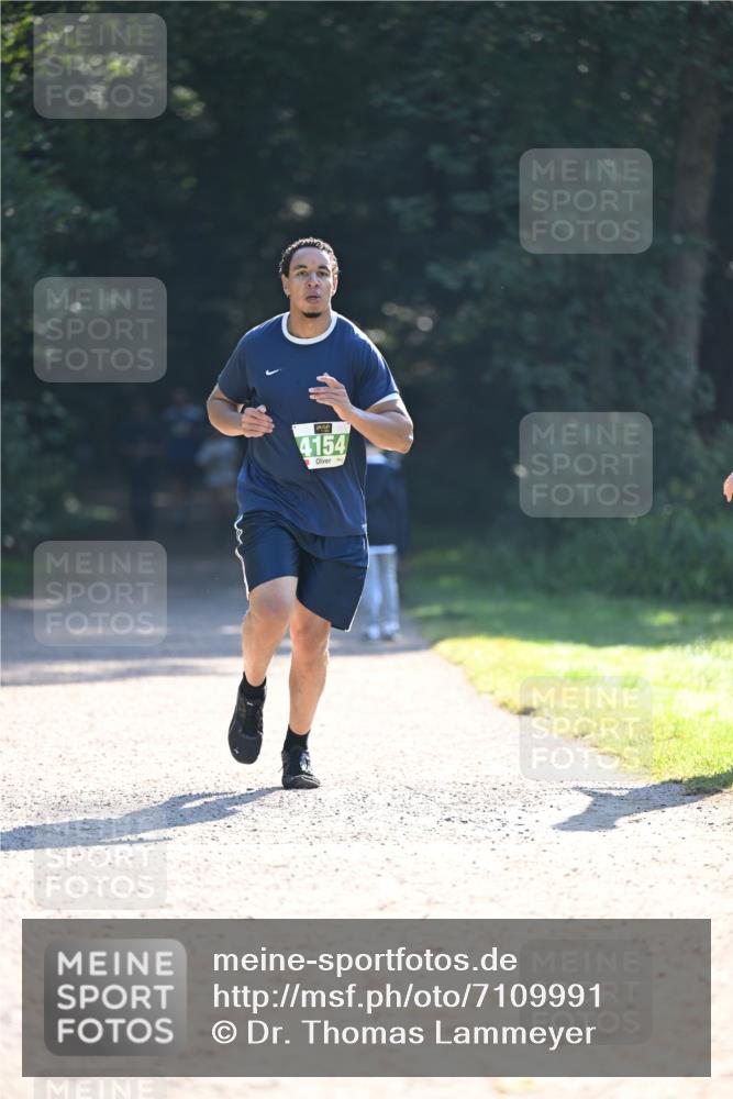 22.09.2024 - 32. Volkslauf durch das schöne Alstertal Dr. Thomas Lammeyer http://msf.ph/oto/7109991 22.09.2024 10:48:56 Laufen 4154 meine-sportfotos.de