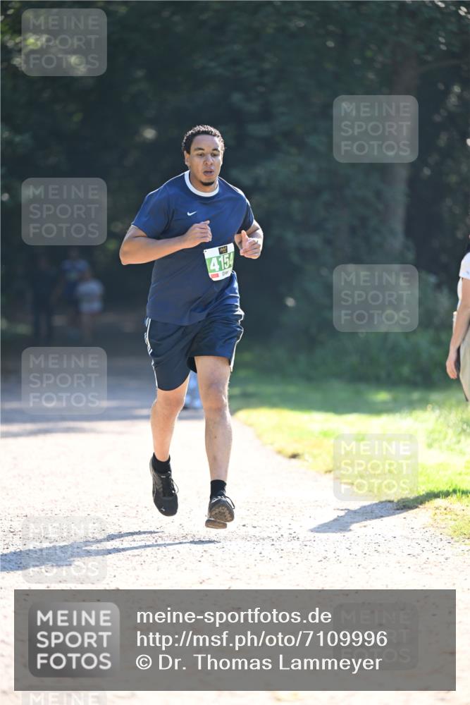 22.09.2024 - 32. Volkslauf durch das schöne Alstertal Dr. Thomas Lammeyer http://msf.ph/oto/7109996 22.09.2024 10:48:57 Laufen 4154 meine-sportfotos.de