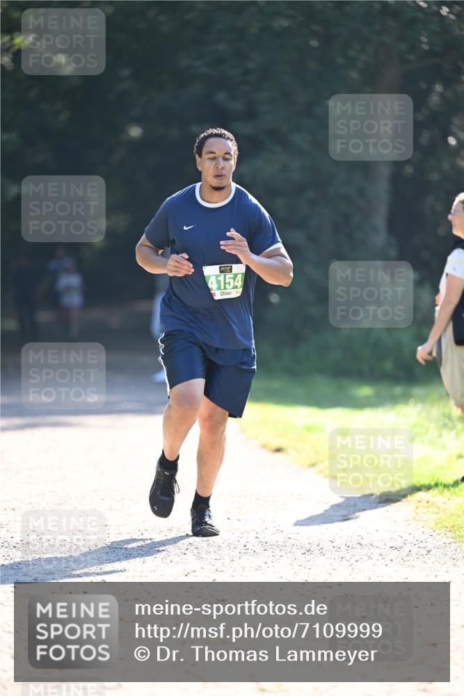 22.09.2024 - 32. Volkslauf durch das schöne Alstertal Dr. Thomas Lammeyer http://msf.ph/oto/7109999 22.09.2024 10:48:57 Laufen 4154 meine-sportfotos.de