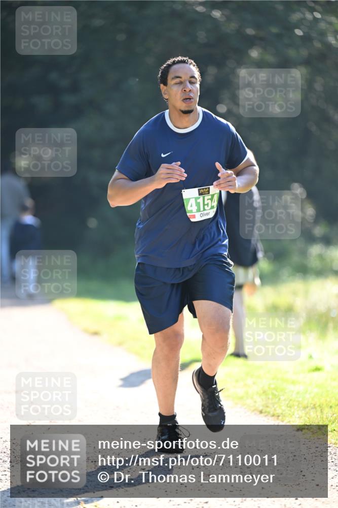 22.09.2024 - 32. Volkslauf durch das schöne Alstertal Dr. Thomas Lammeyer http://msf.ph/oto/7110011 22.09.2024 10:48:58 Laufen 4154, 8 meine-sportfotos.de