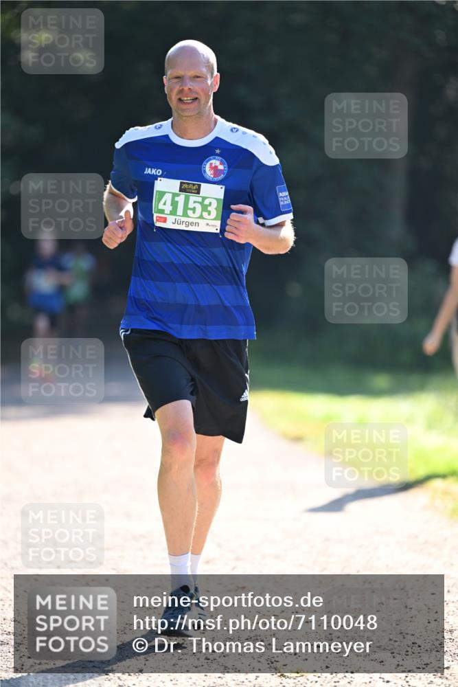 22.09.2024 - 32. Volkslauf durch das schöne Alstertal Dr. Thomas Lammeyer http://msf.ph/oto/7110048 22.09.2024 10:49:15 Laufen 4153 meine-sportfotos.de